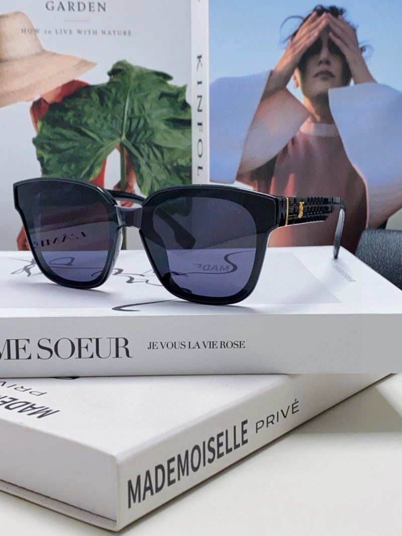 Burberry Sunglasses Chic 277210