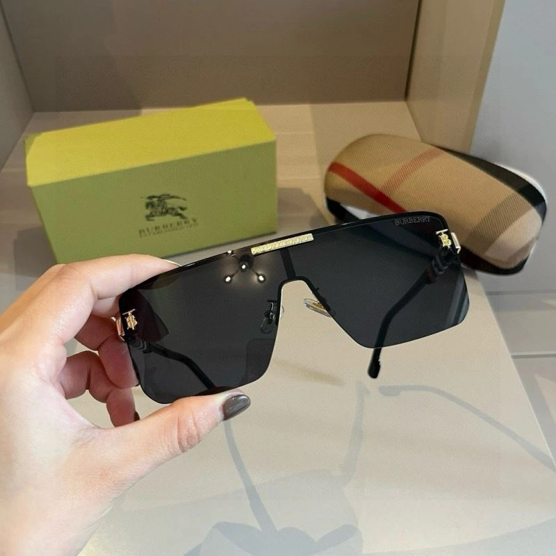 Burberry Sunglasses Bold 277205