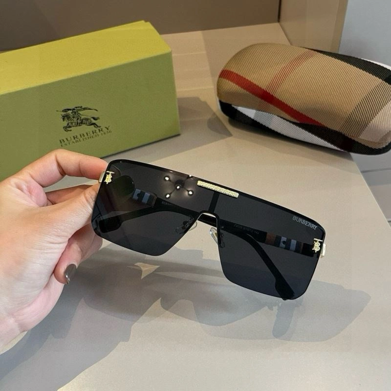 Burberry Sunglasses Bold 277205