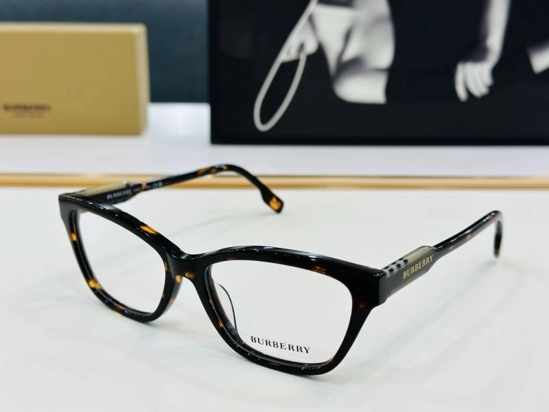 Burberry Sunglasses Breathable 277200