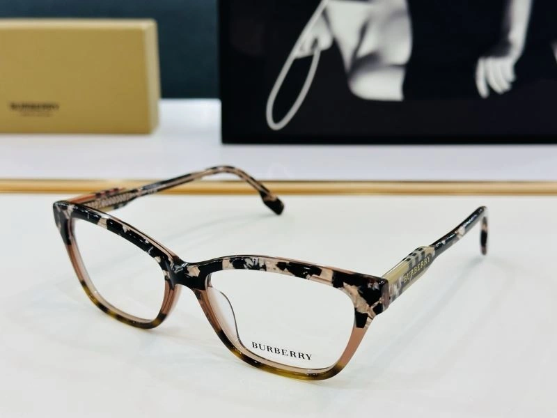 Burberry Sunglasses Breathable 277200