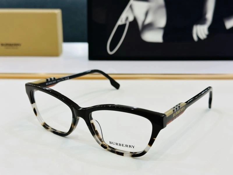 Burberry Sunglasses Breathable 277200