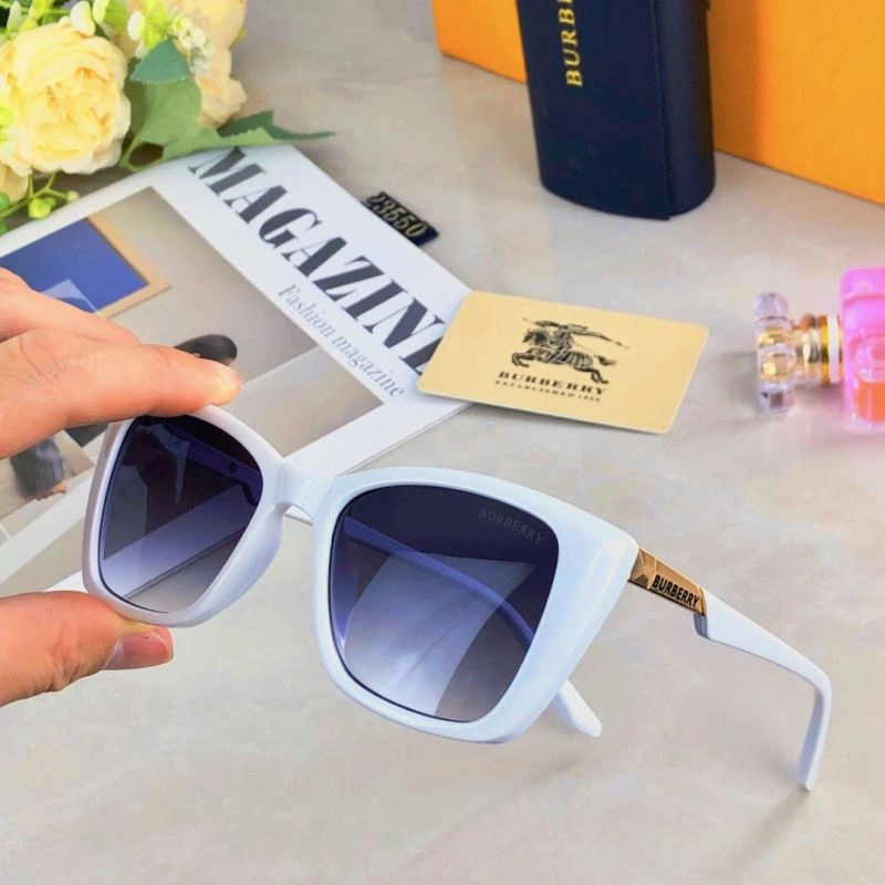Burberry Sunglasses Bold 277197