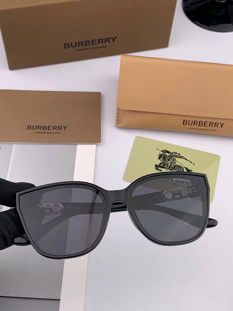 AllSeason Burberry Sunglasses 277175