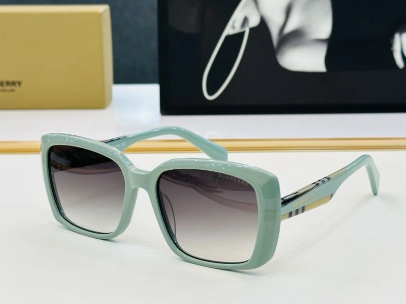 UrbanChic Burberry Sunglasses 277196