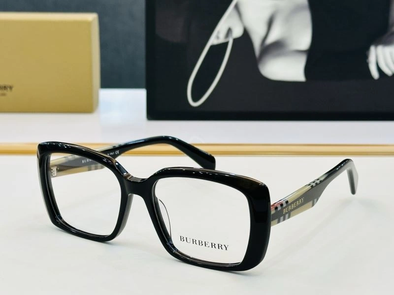 Burberry Sunglasses Breathable 277192