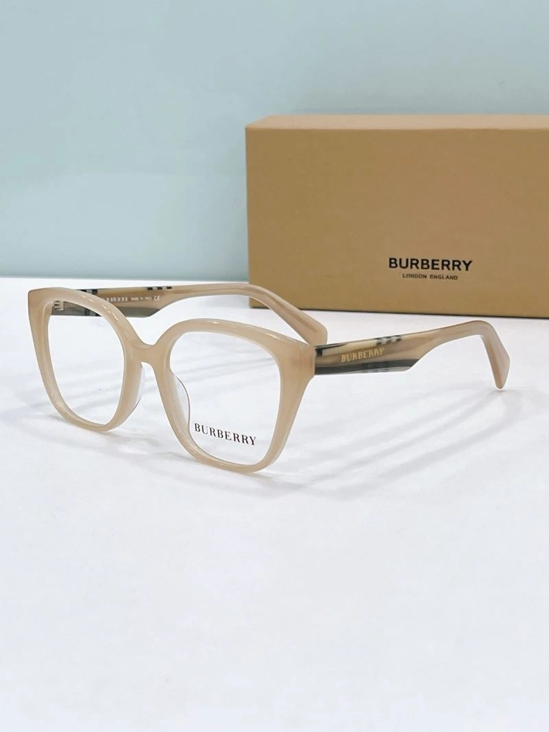 Burberry Sunglasses UrbanStyle 277226