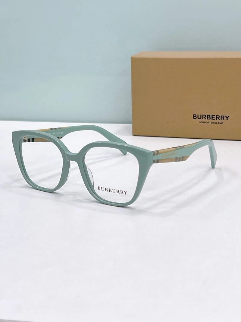 Burberry Sunglasses UrbanStyle 277226