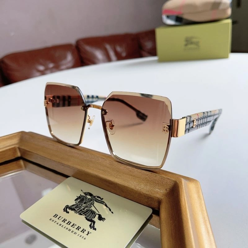 Colorful Burberry Sunglasses 277228