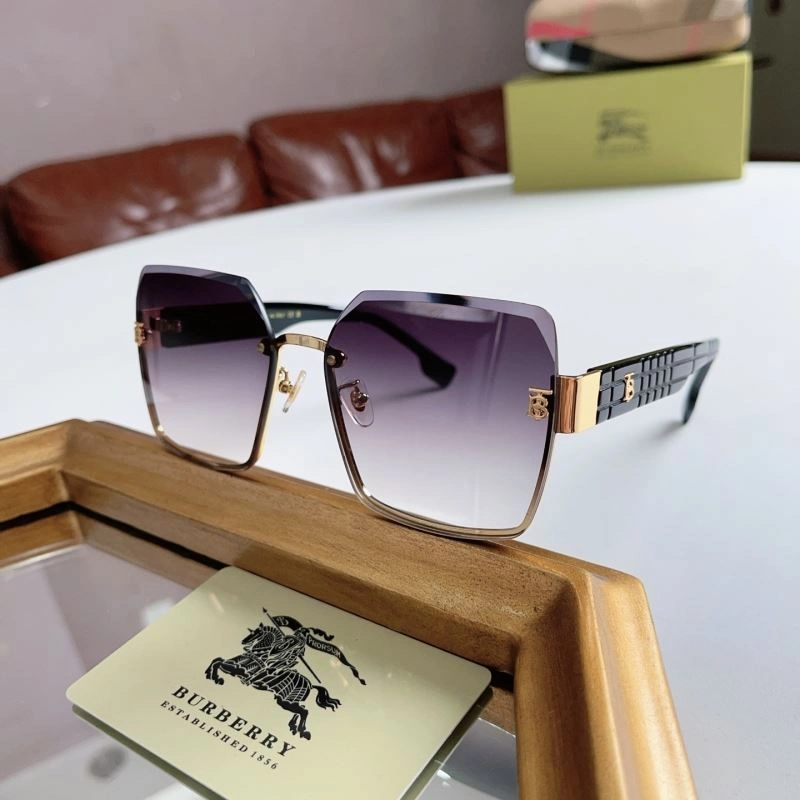 Colorful Burberry Sunglasses 277228
