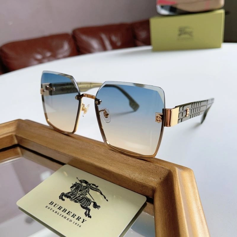 Colorful Burberry Sunglasses 277228