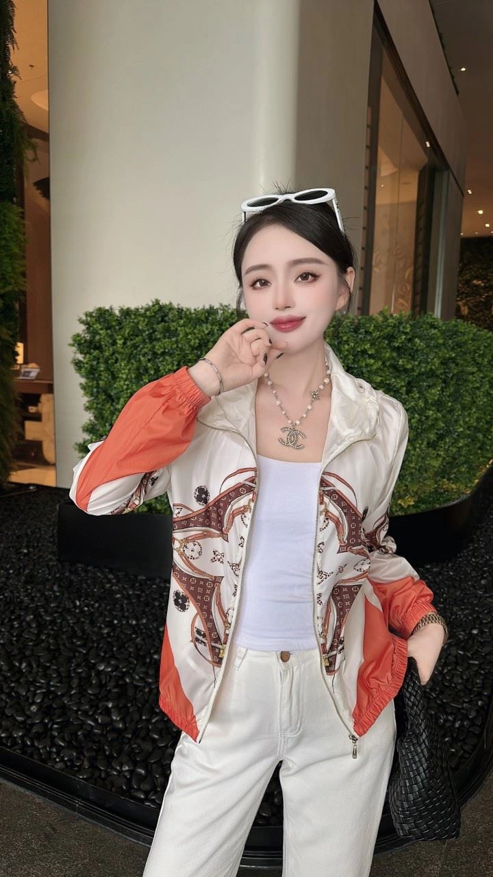 Burberry Sunscreen Jacket Bold 103508
