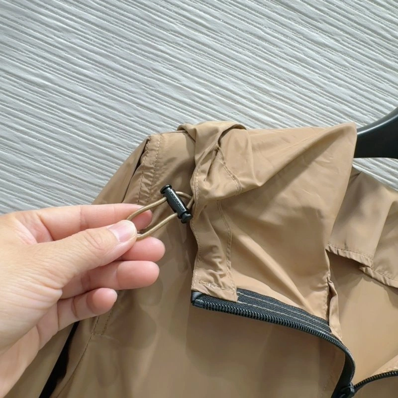 Burberry Sunscreen Jacket Versatile 99220