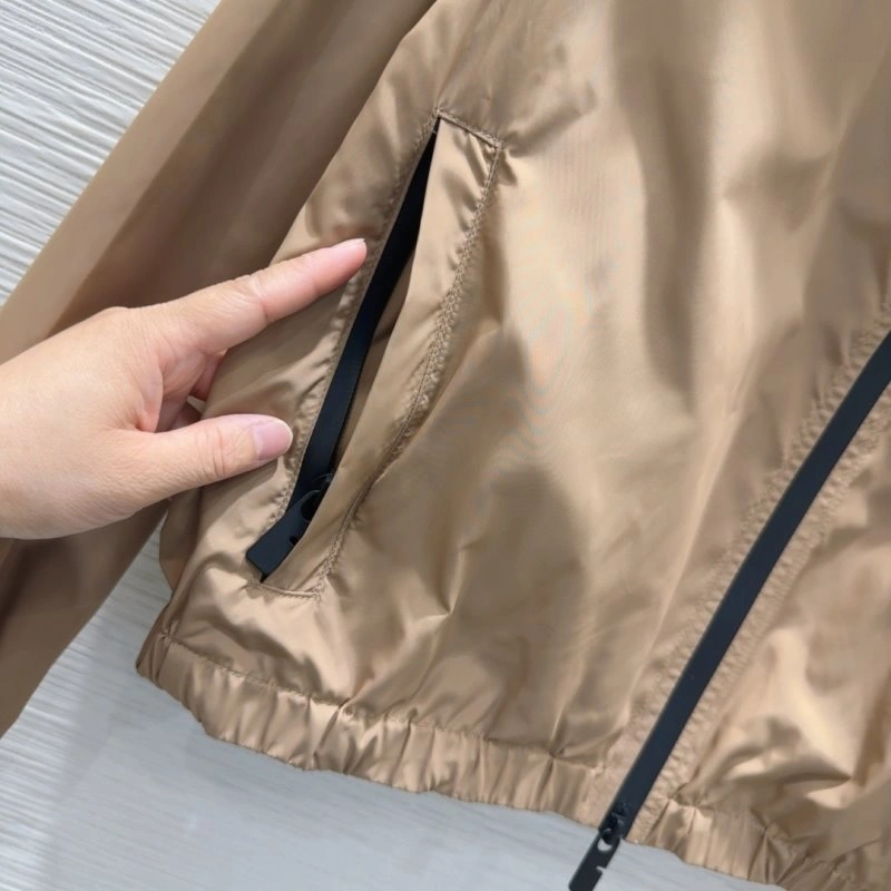 Burberry Sunscreen Jacket Versatile 99220
