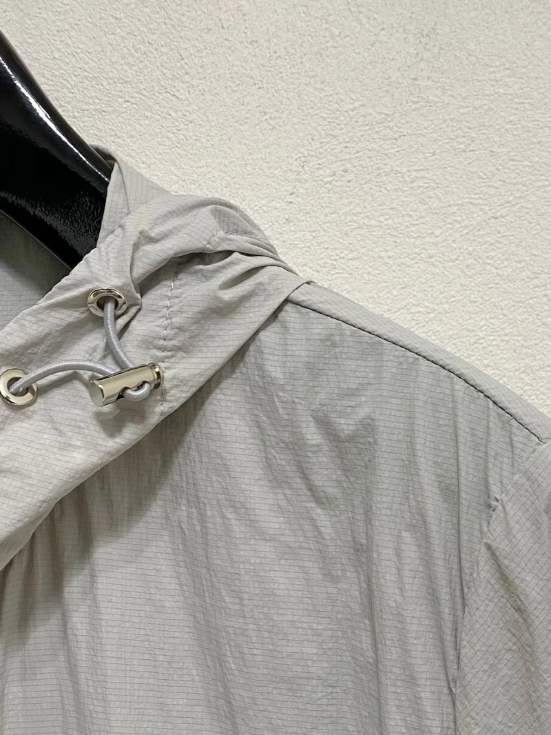 Burberry Sunscreen Jacket Practical 101149
