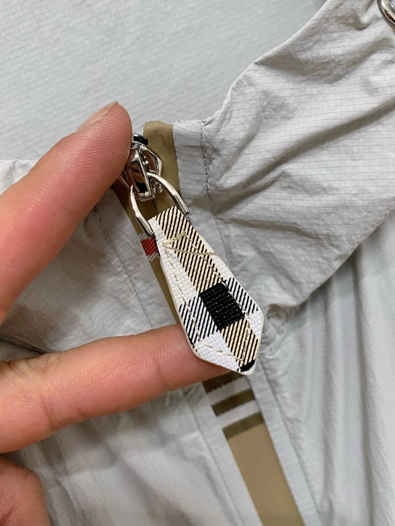 Burberry Sunscreen Jacket Practical 101149