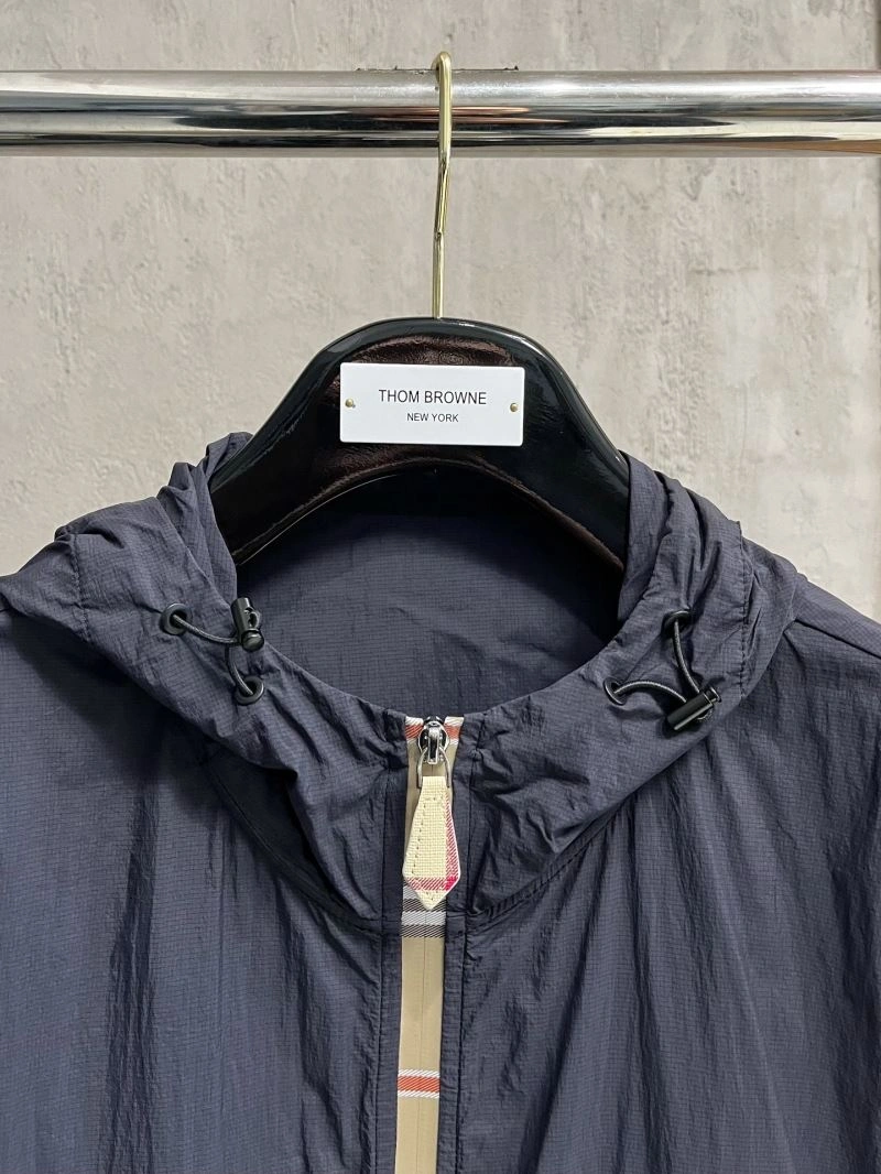 Burberry Sunscreen Jacket Supportive 100620