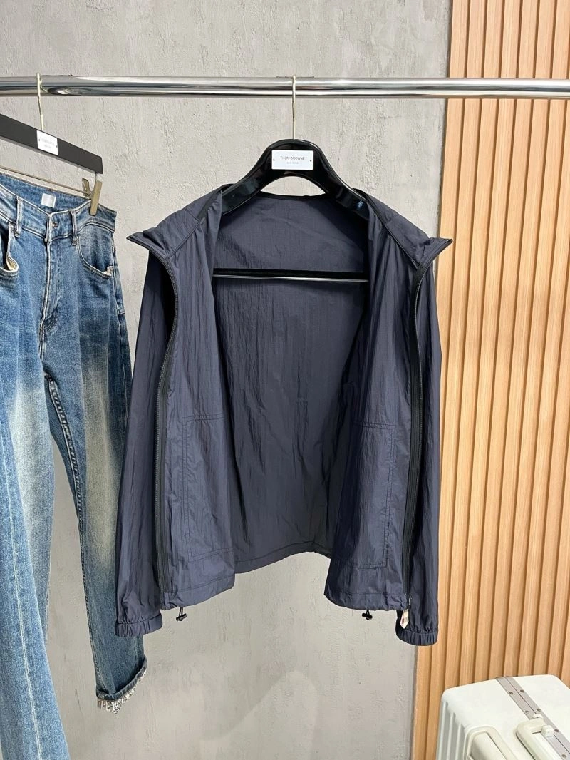 Burberry Sunscreen Jacket Supportive 100620