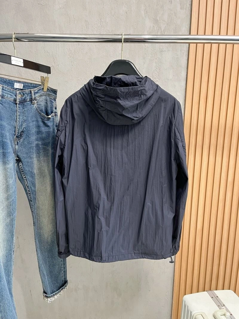Burberry Sunscreen Jacket Supportive 100620