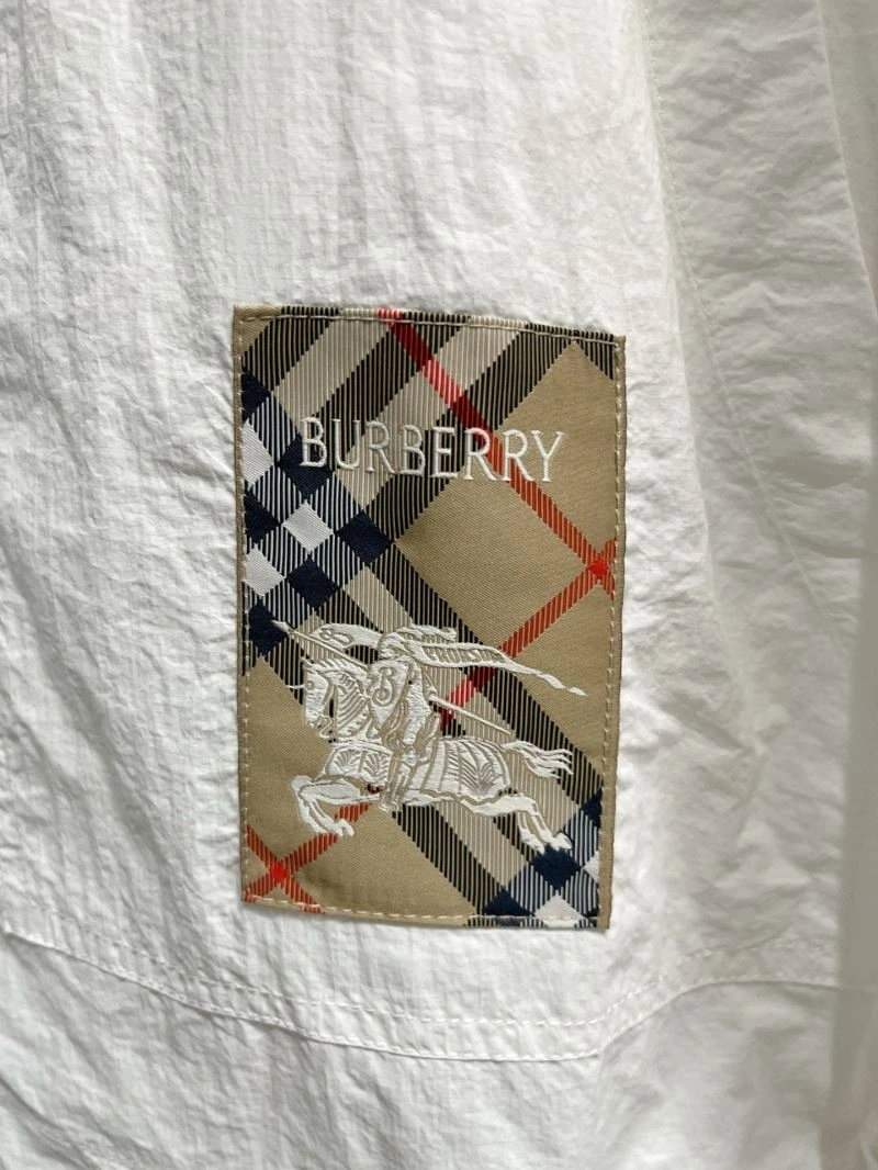 Durable Burberry Sunscreen Jacket 100618