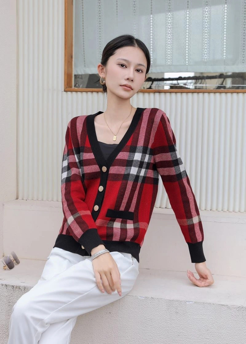 SunProtective Burberry Sweaters 103533