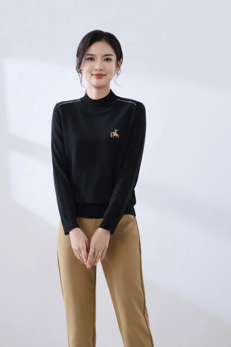 Burberry Sweaters Youthful 103538