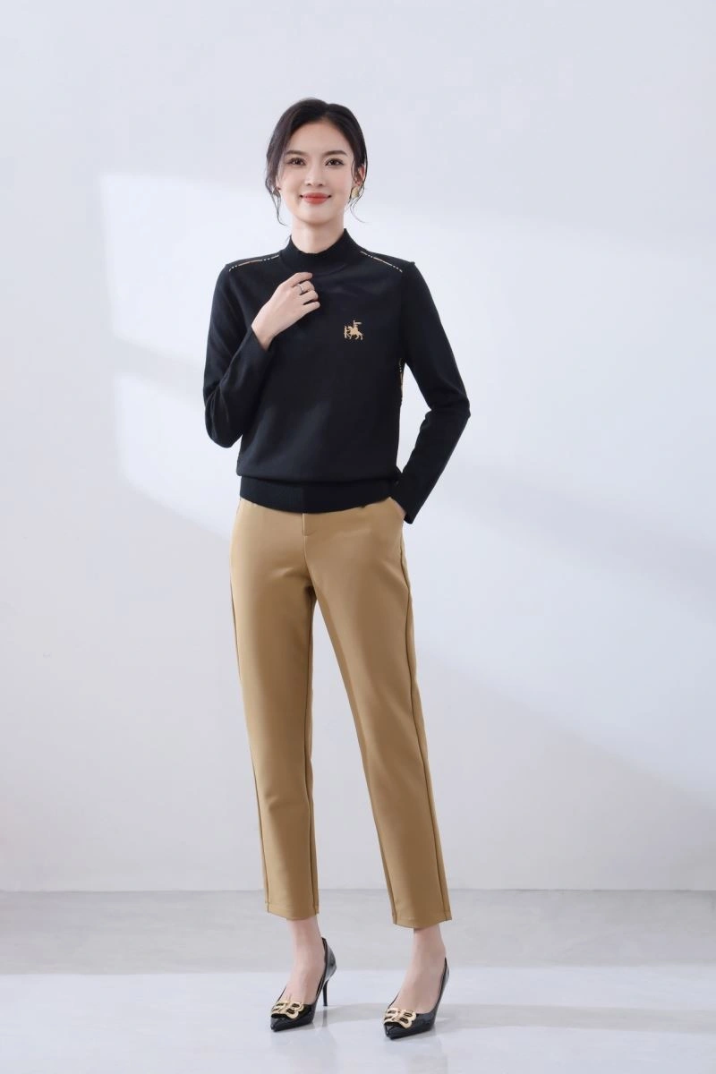Burberry Sweaters Youthful 103538
