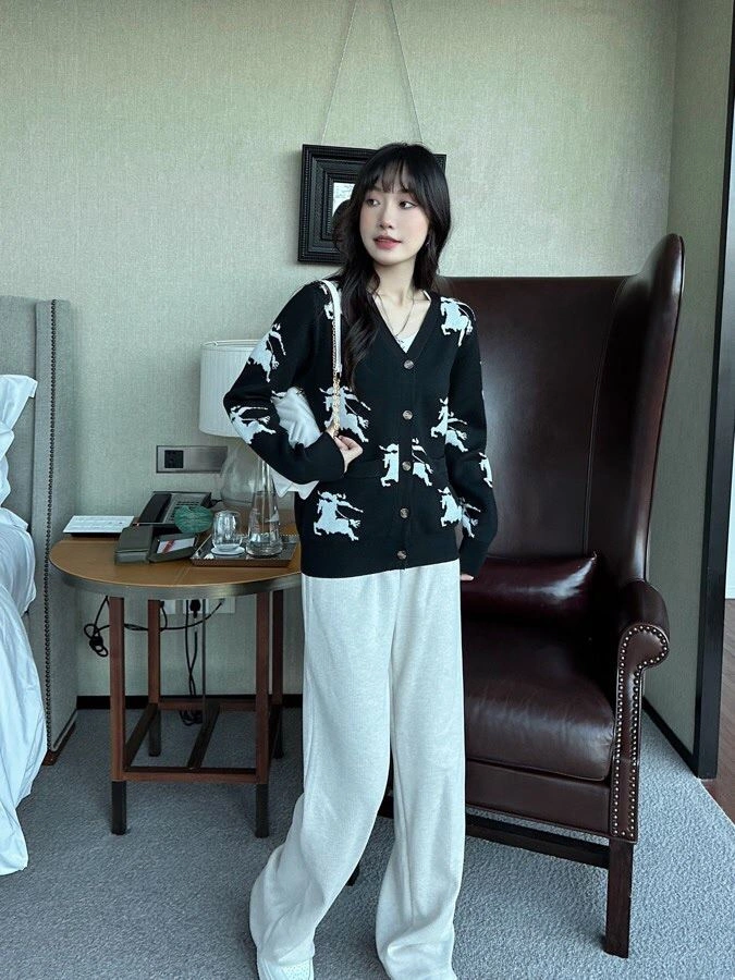 Modern Burberry Sweaters 103531