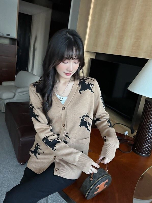 Colorful Burberry Sweaters 103499