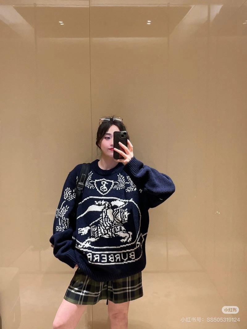 Bright Burberry Sweaters 103019