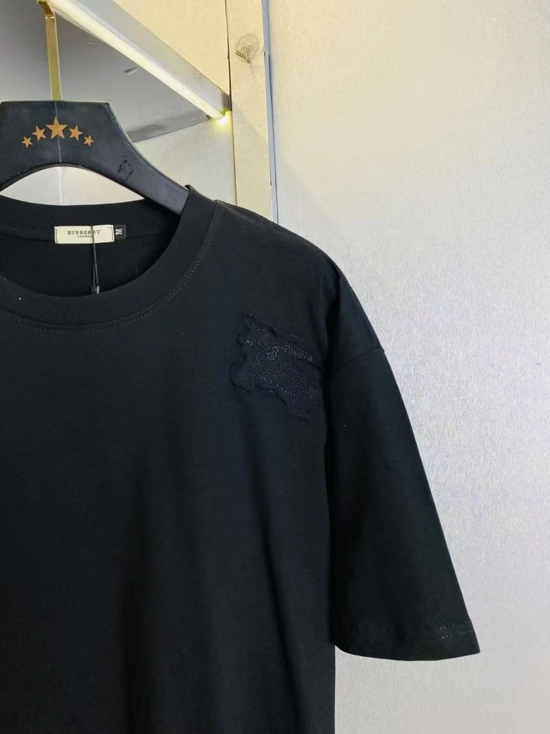 Sustainable Burberry T-Shirts 105842