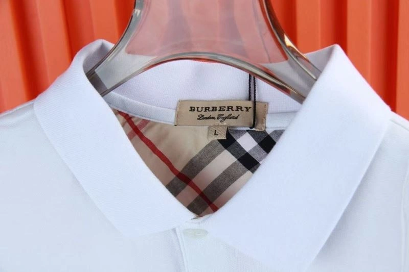 Burberry T-Shirts Chic 99456