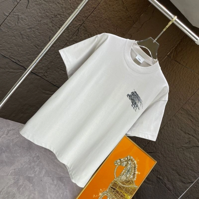 WellDesigned Burberry T-Shirts 103468
