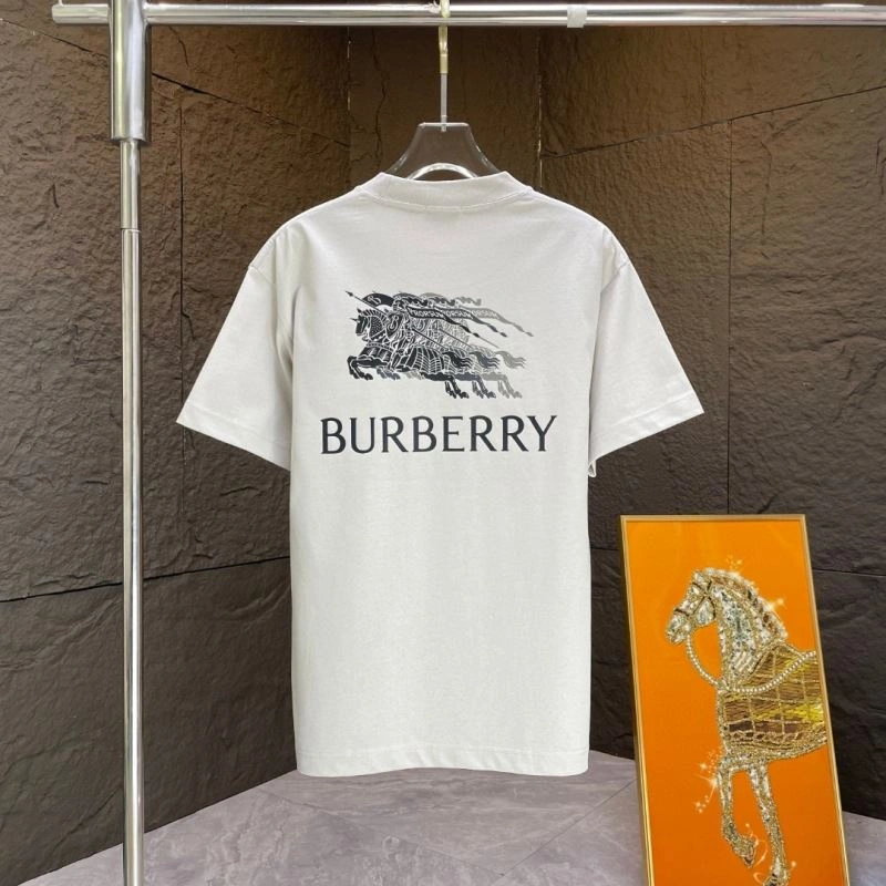 WellDesigned Burberry T-Shirts 103468