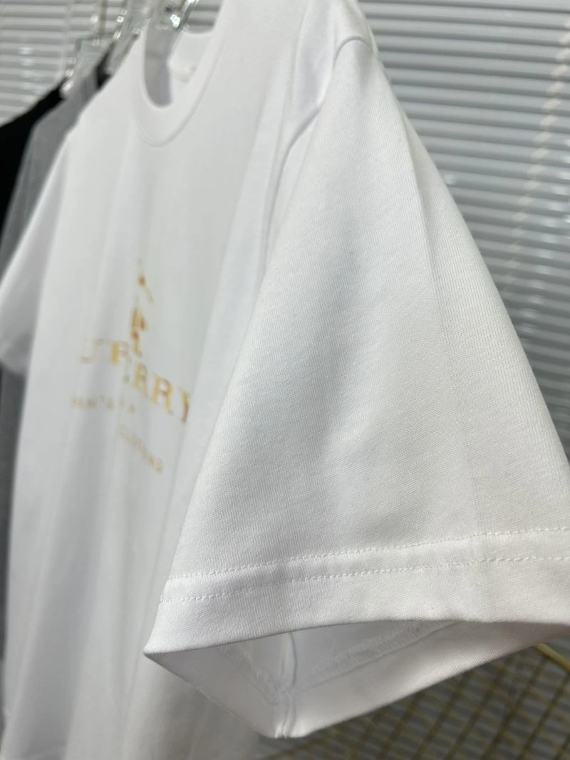 Refined Burberry T-Shirts 103454