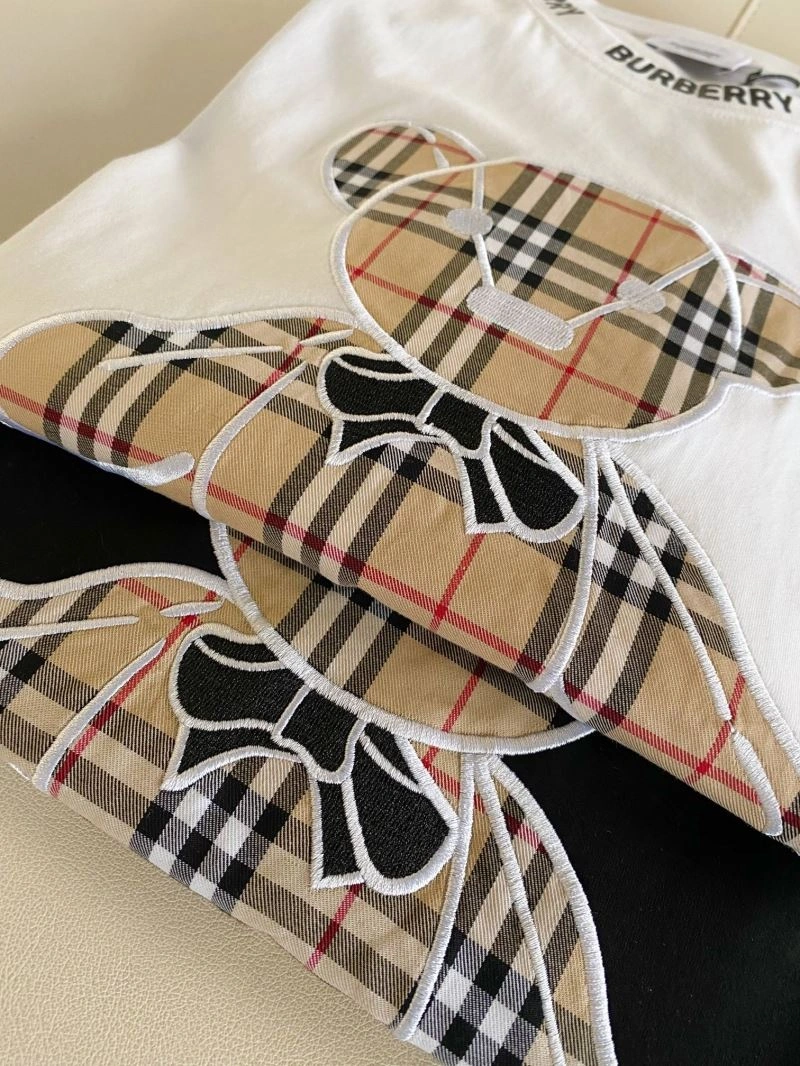 Burberry T-Shirts Classic 103460