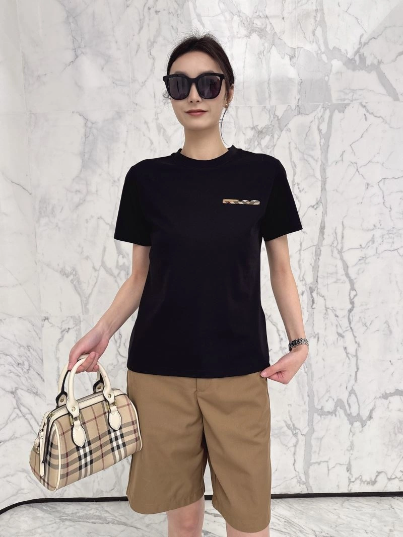 Unisex Burberry T-Shirts 103419