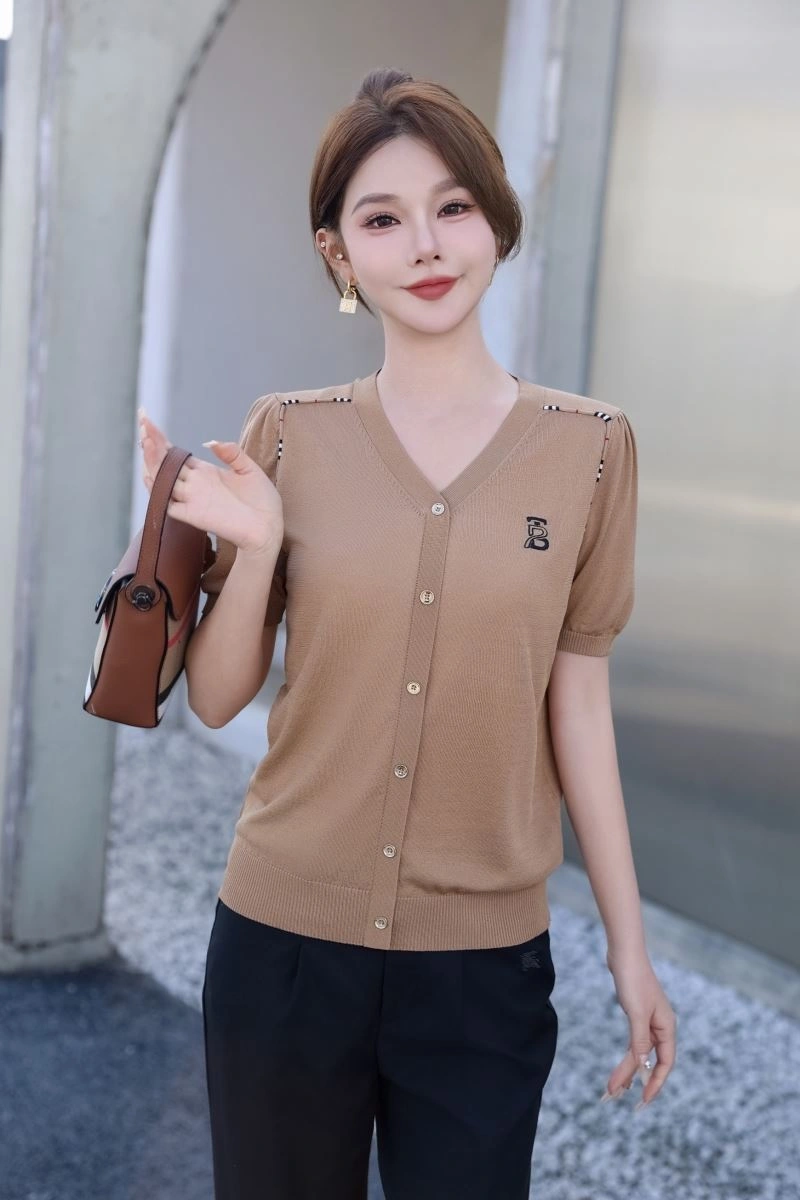Elegant Burberry T-Shirts 103411