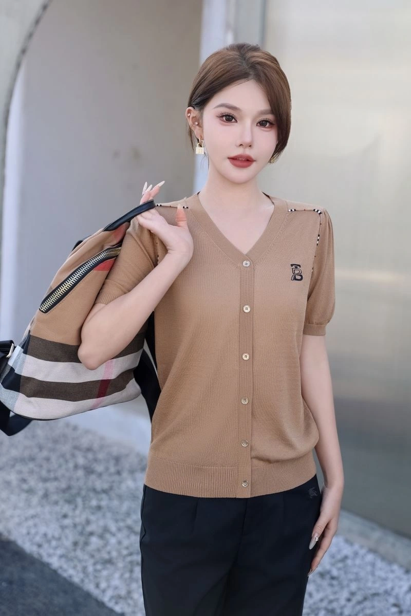 Elegant Burberry T-Shirts 103411