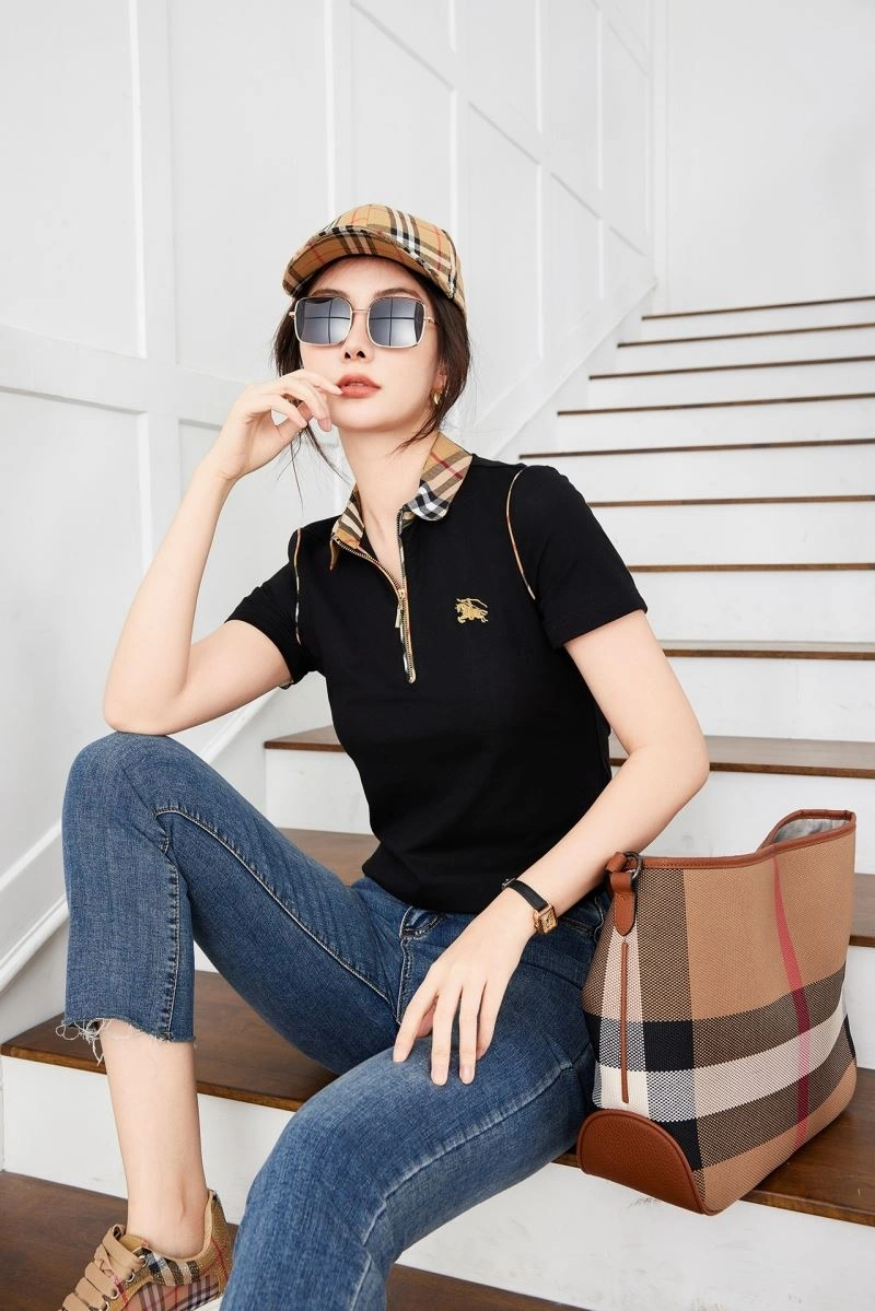 Seasonal Burberry T-Shirts 103405