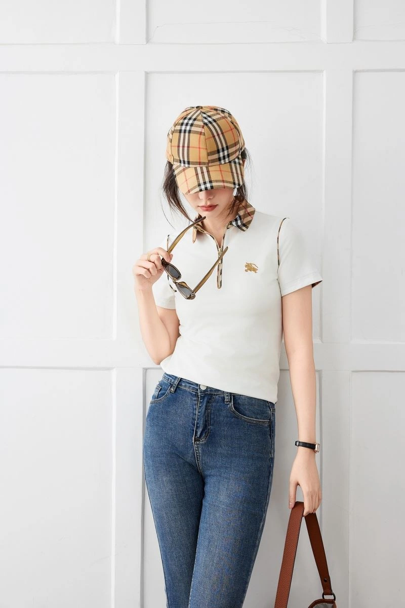 Burberry T-Shirts Neat 103404