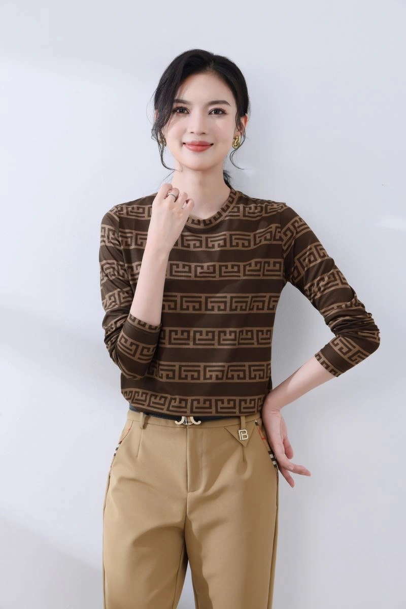 Burberry T-Shirts Refined 103389