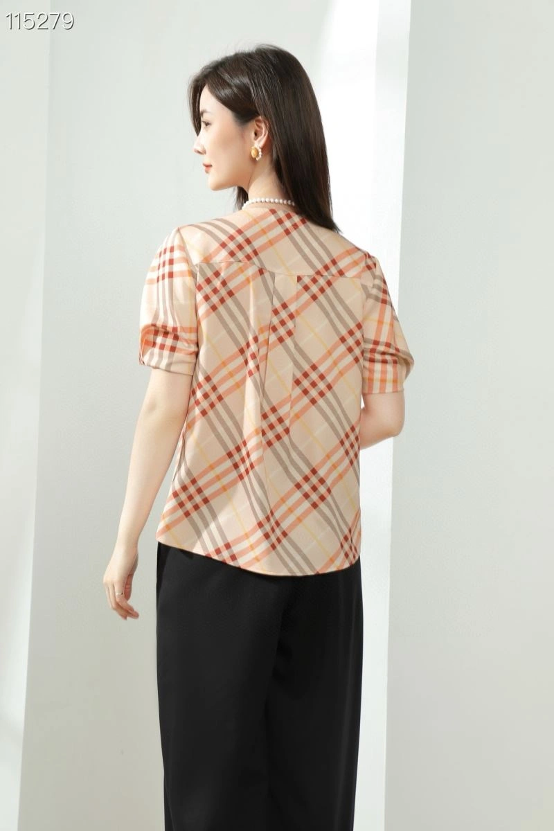 Burberry T-Shirts Casual 103387