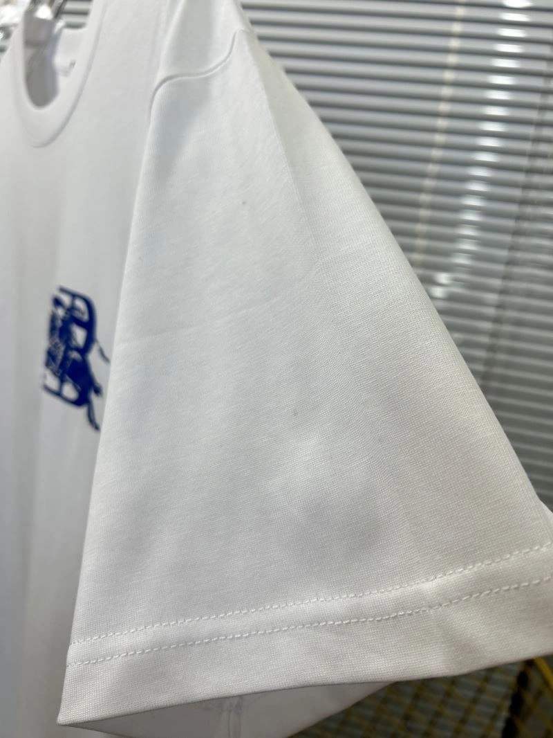 Classic Burberry T-Shirts 103397