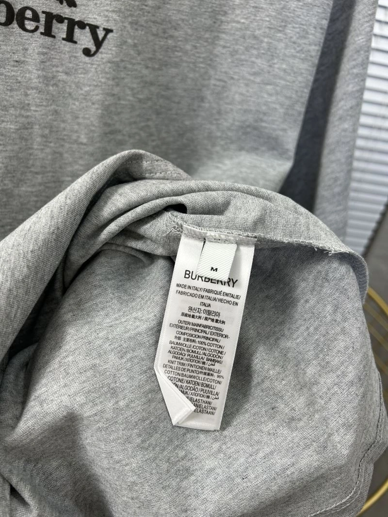 Burberry T-Shirts ModernLook 103415