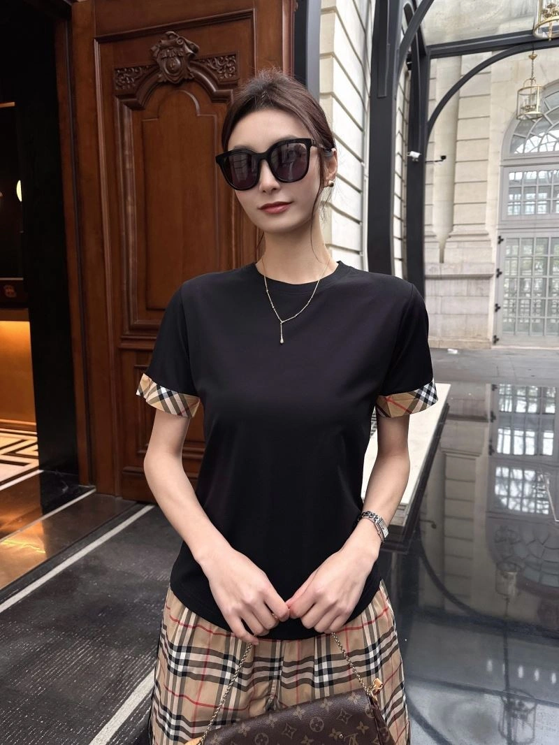 Burberry T-Shirts TimelessDesign 103339