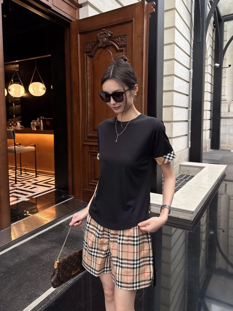 Burberry T-Shirts TimelessDesign 103339