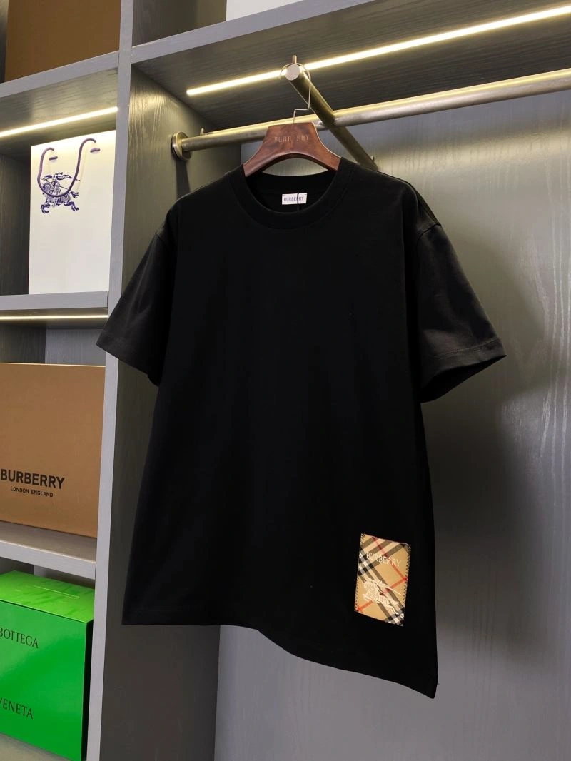 Burberry T-Shirts Chic 103372