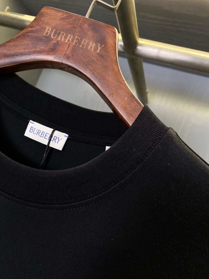 Burberry T-Shirts Chic 103372