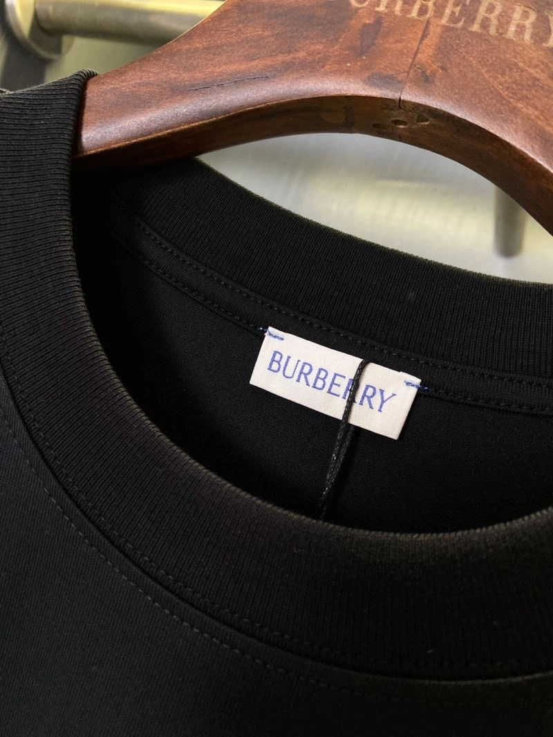 Burberry T-Shirts Chic 103372